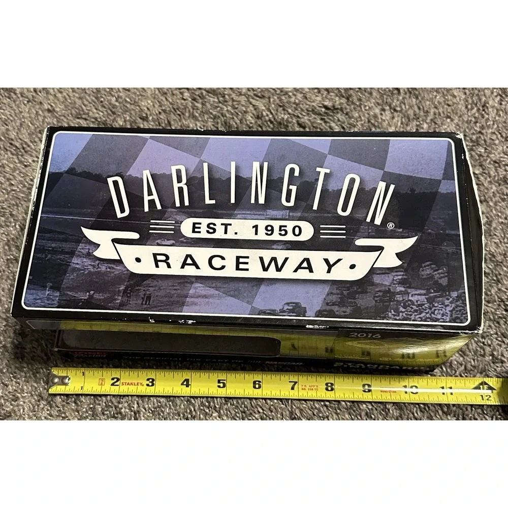 NASCAR CHASE ELLIOTT #24 Napa Darlington 2016 1 of 1820 Standard Finish 1/24